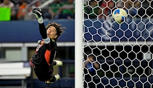 Goalkeeper Ochoa returns to Mexican squad for World Cup warm-ups