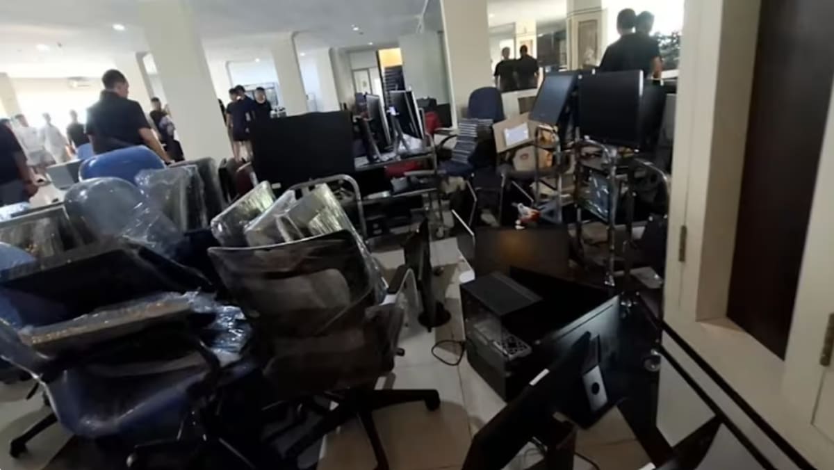 Around 200 foreigners detained over suspected online scam operation, say Batam authorities