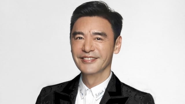 钟镇涛承认女儿赢在起跑点，不理老友谭咏麟、陈百祥的“不和”八卦