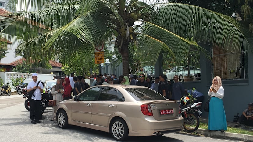 Family and friends turn out to bid final farewell to 2 SMRT staff killed in accident