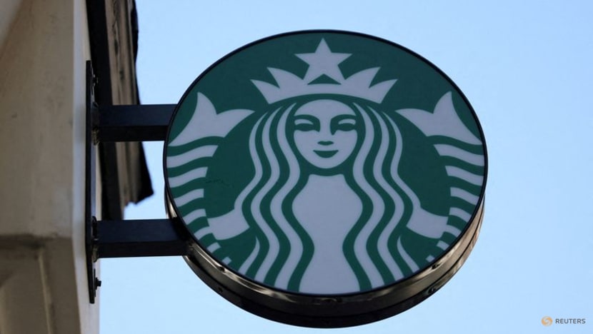 Starbucks tells staff to go back to office or risk losing their jobs Starbucks tells staff to go back to office or risk losing their jobs