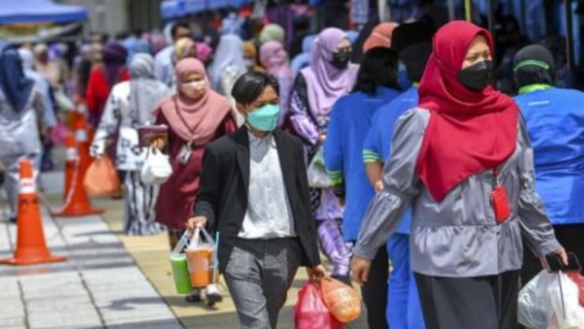 Penduduk Melaka digalak pakai pelitup di tempat awam Penduduk Melaka digalak pakai pelitup di tempat awam