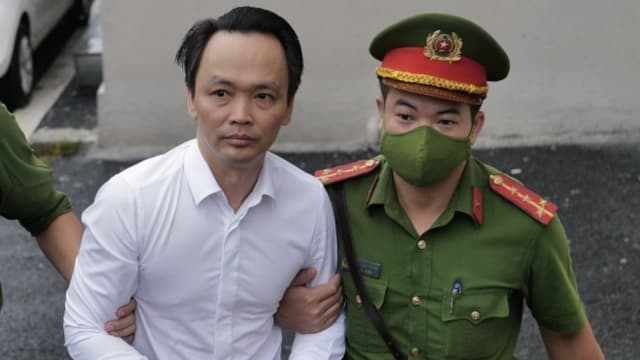 欺诈和操控股市 越南房地产兼航空业大亨郑文决被判监21年