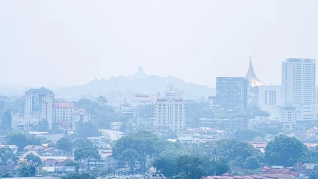 砂州打比禄空污指数破200 六校停课