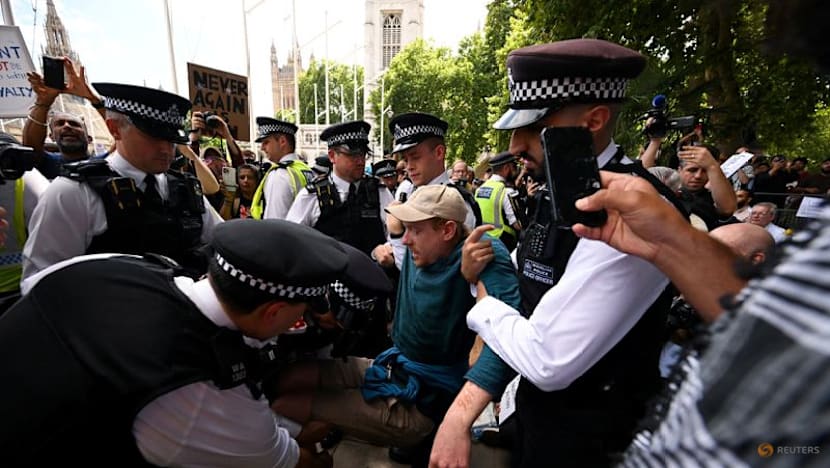 UK police arrest about 425 at protest for banned Palestine Action UK police arrest about 425 at protest for banned Palestine Action