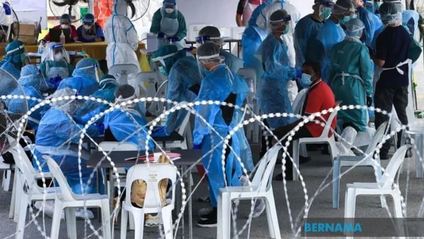 Kuching diisytihar 'zon merah' COVID-19 setelah catat lagi 41 kes baru