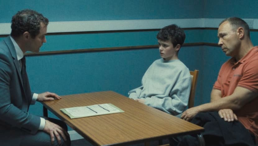 பிரிட்டிஷ் பள்ளிகளில் காட்டப்படும் Netflix-இன் 'Adolescence' நாடகத் தொடர் பிரிட்டிஷ் பள்ளிகளில் காட்டப்படும் Netflix-இன் 'Adolescence' நாடகத் தொடர்