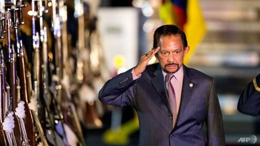 Brunei umum pelaksanaan gaji minimum secara berperingkat Brunei umum pelaksanaan gaji minimum secara berperingkat