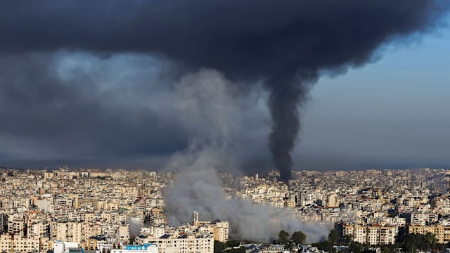 外交部：在中东局势明朗前 强烈建议国人暂缓赴当地