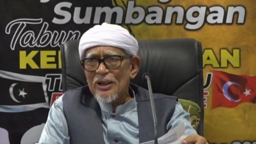Hadi Awang terus sampaikan kuliah di masjid meski dilarang pihak berkuasa agama Terengganu