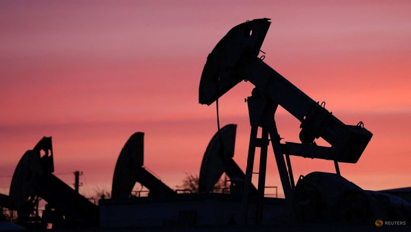 Oil retreats after hitting four-year high on concern of US-Iran war escalation
