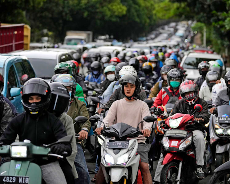 'Tak ada yang bisa kami lakukan': UMKM Indonesia galau menghadapi dampak kenaikan BBM