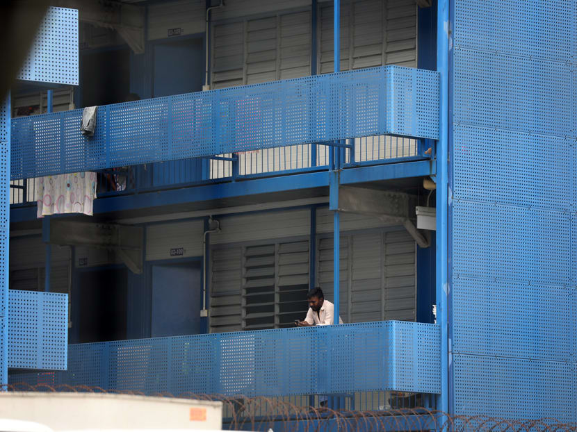 Researchers surveyed 1,011 male migrant workers employed in manual jobs in Singapore to document their mental health symptoms and identify those at risk of poor mental health.