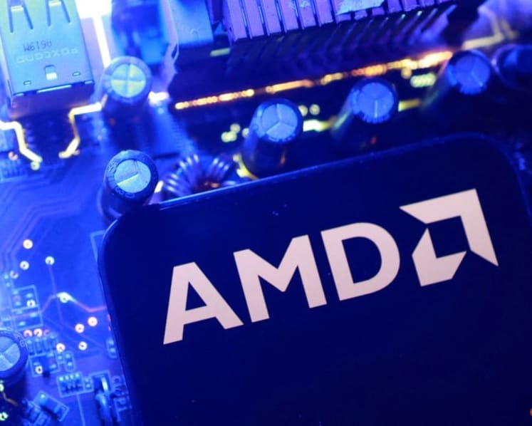 AMD forecasts upbeat revenue on strong AI chip demand, but shares fall on lofty expectations