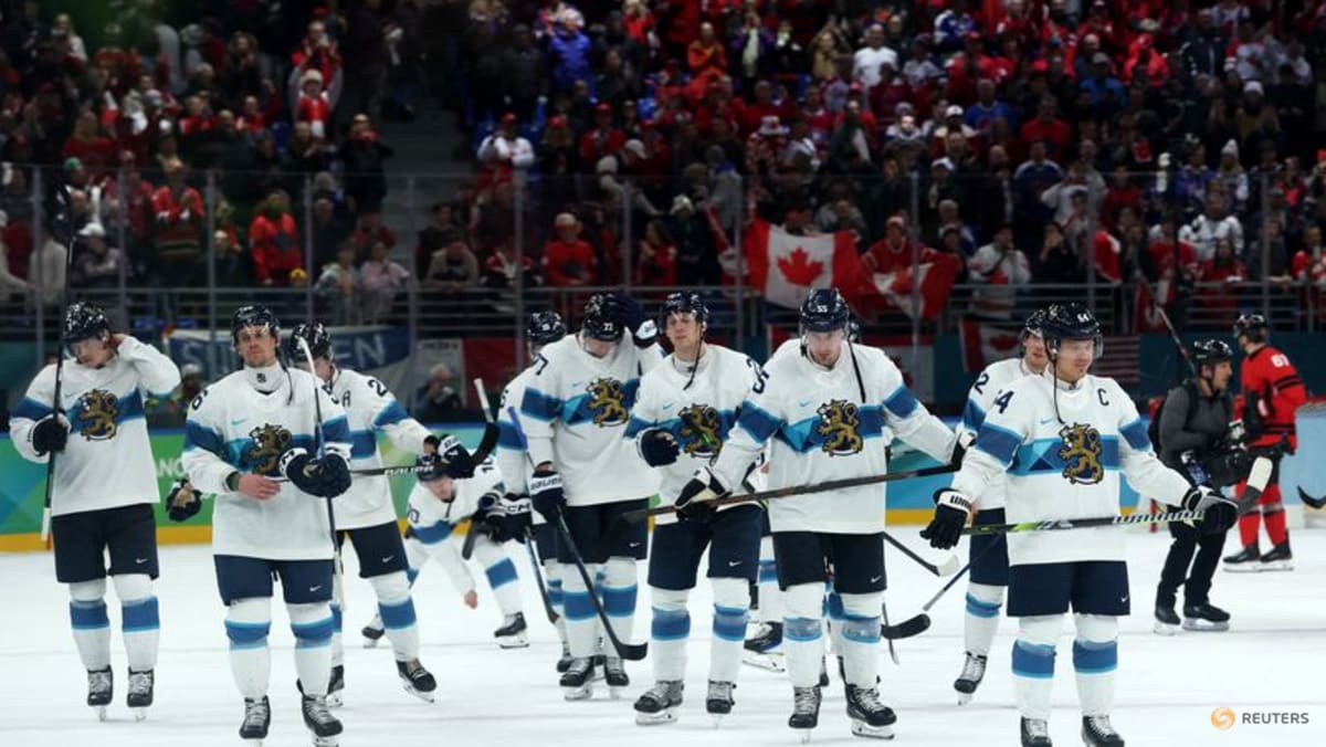 Ice hockey-Finns left feeling empty after falling short against Canada in men's semis