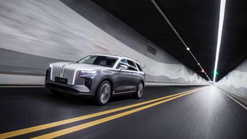 Jenama kereta Hongqi dikenali sebagai 'Rolls-Royce China' bakal dijual di SG pada 2026