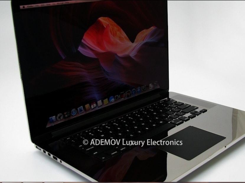 Gold-plated iPhone 6 on sale for S$9,440