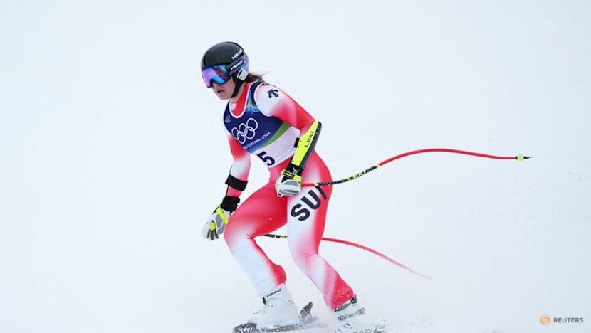 Alpine skiing-Suter wins Soldeu downhill, Aicher closes gap to absent Vonn