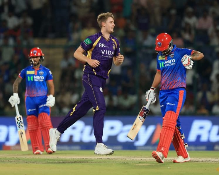 Green happy to play second fiddle as Allen brings up maiden IPL ton