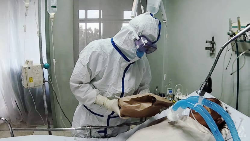 Underpaid and overworked, Philippine nurses would rather walk away than work at home