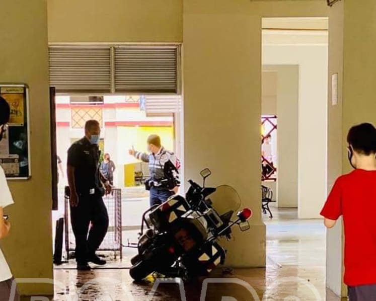 Motorcyclist, pillion rider arrested after evading police in 5km chase