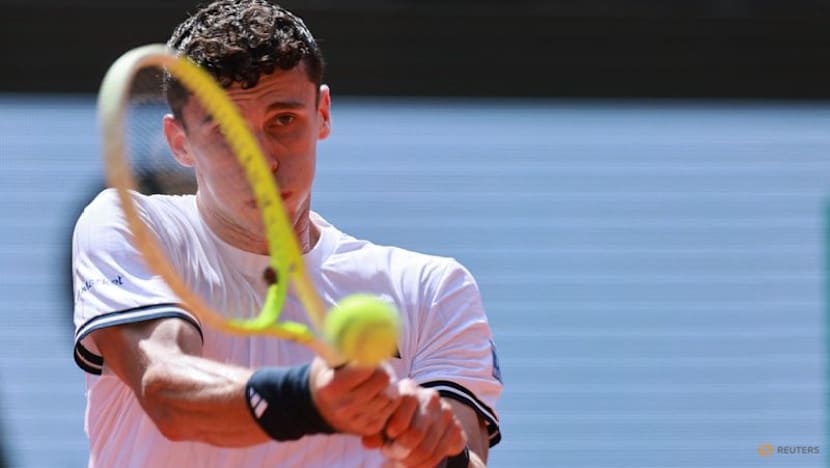 Sinner struggles with illness, low energy as Cerundolo shocks French Open favourite in second round
