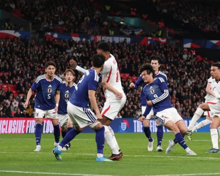Japan beat limp England 1-0 in Wembley friendly