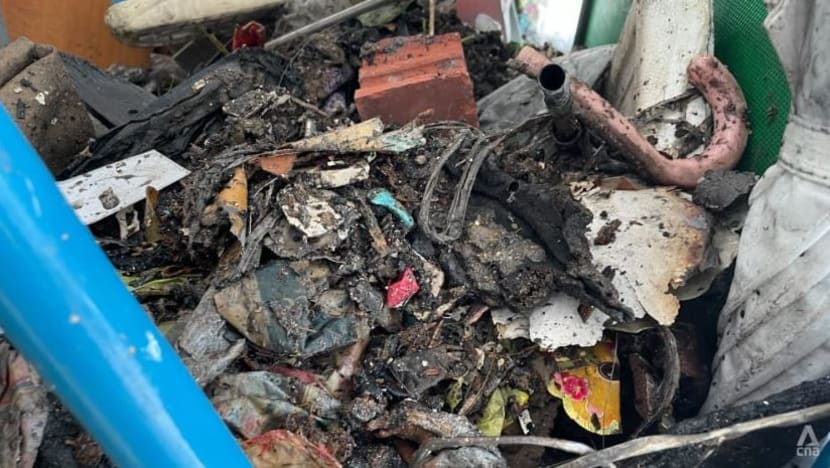 Penginapan alternatif diusahakan untuk penduduk terjejas kebakaran flat Jurong East Penginapan alternatif diusahakan untuk penduduk terjejas kebakaran flat Jurong East
