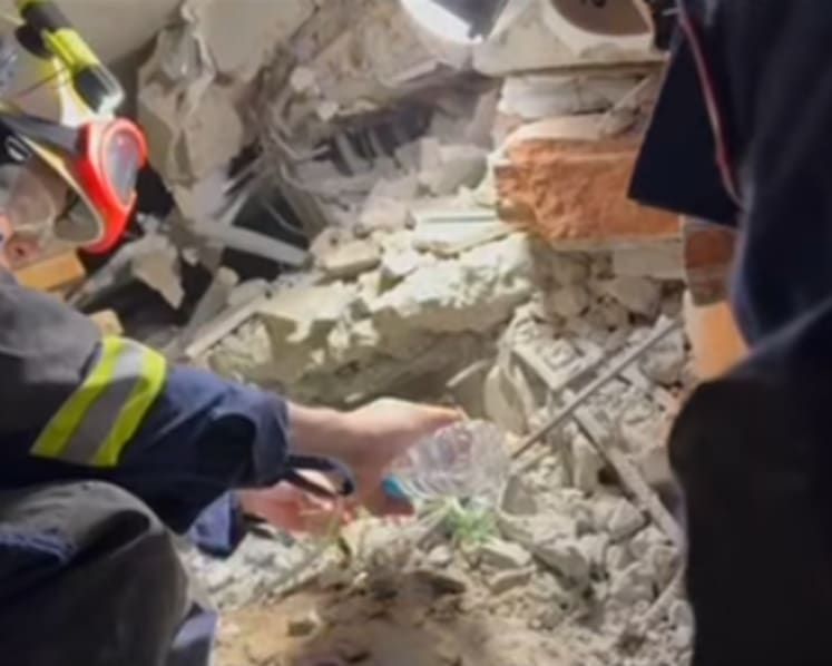 Myanmar quake: SCDF, local rescuers free man trapped under collapsed building after 8-hour effort