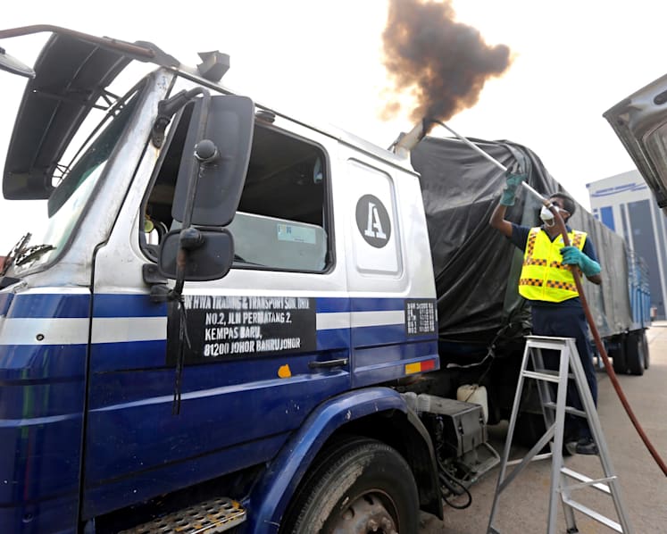 62 summonses issued against heavy-vehicle drivers in joint blitz