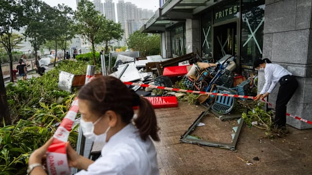 超强台风桦加沙远离香港 受伤人数增至90人