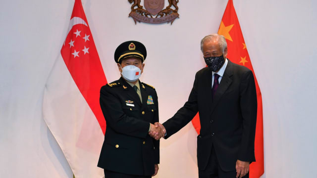 新中防长签署协定 加强两国军事合作