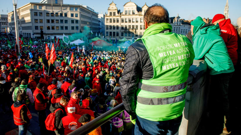 Mogok seluruh negara ganggu kehidupan seharian di Belgium Mogok seluruh negara ganggu kehidupan seharian di Belgium
