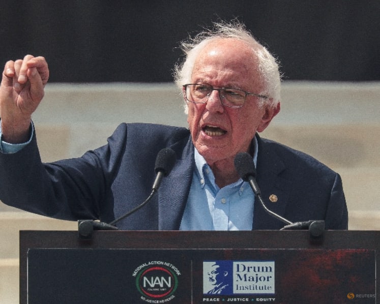 US Senator Sanders and podcaster Bannon, longtime foes, to urge AI restrictions