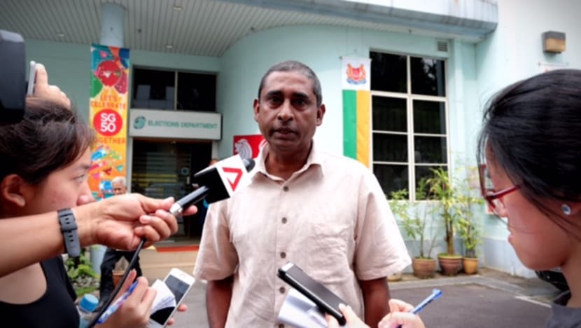 Potential candidates arrive at the Elections Department