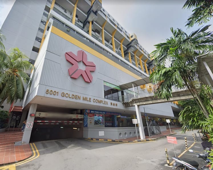 2.5 years’ jail, caning for man who trapped and molested tourist in stairwell at Golden Mile Complex