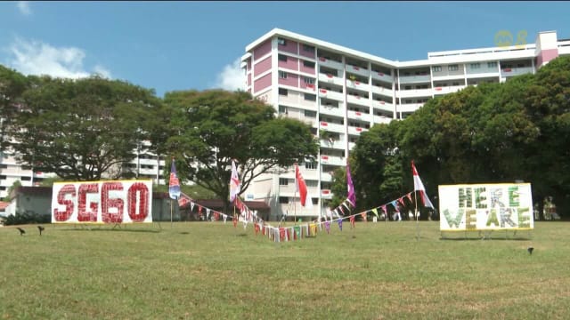 为迎接建国60周年 居民以回收物制作我国地标