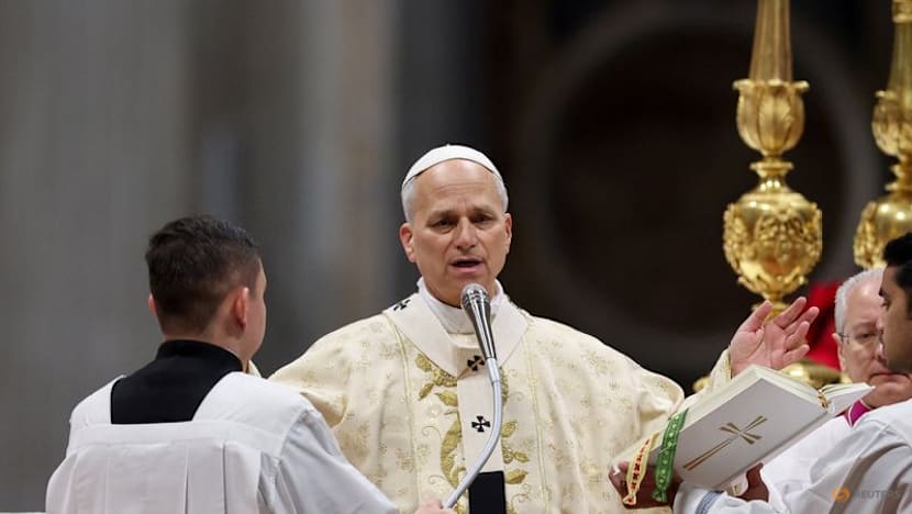 Pope Leo urges Russia, Ukraine dialogue in Christmas blessing