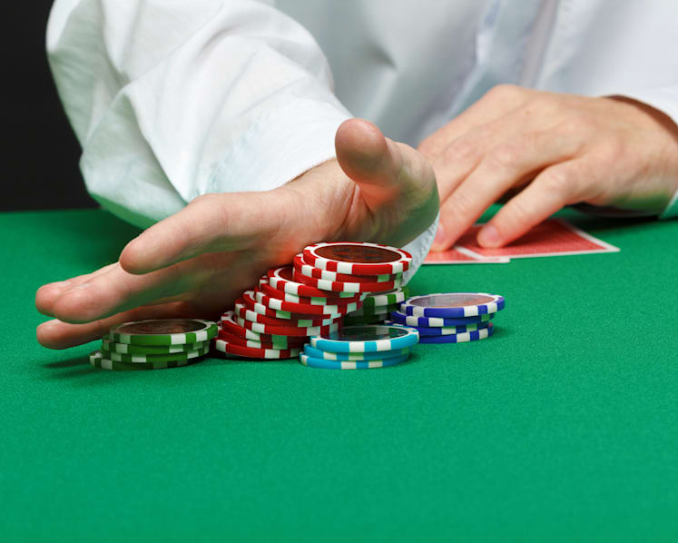 Casino dealer pocketed S$55,000 worth of chips by slipping them into his pants, gets jail