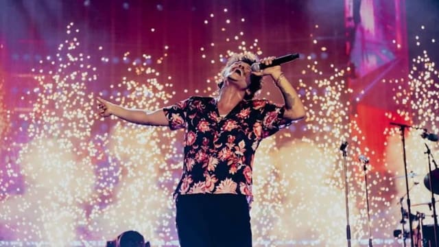 Bruno Mars演唱会爆冲突　歌迷酒后失控打人、脱裤子！