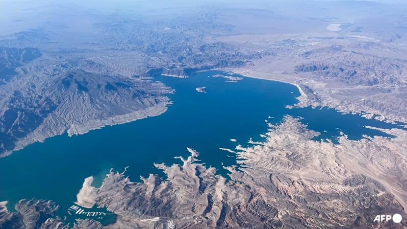 Two largest US reservoirs reach record lows amid worsening western drought