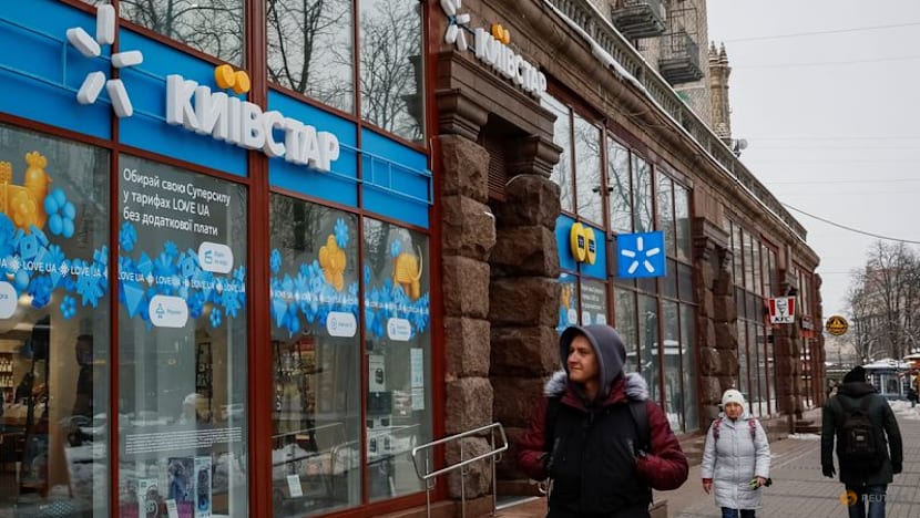 Starlink's direct-to-cell service launches in Ukraine in European first