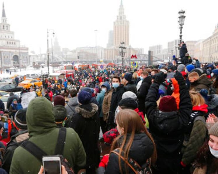 More than 5,000 arrested as Russians rally to demand Alexei Navalny's release