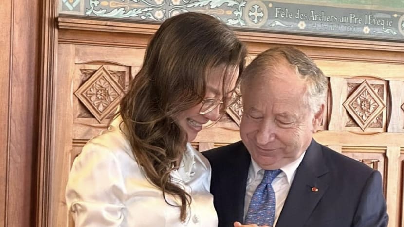 Michelle Yeoh muat naik gambar perkahwinan di Instagram