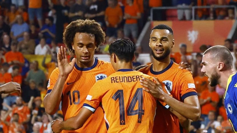 Dutch score five against Bosnia in winning start to Nations League campaign Dutch score five against Bosnia in winning start to Nations League campaign