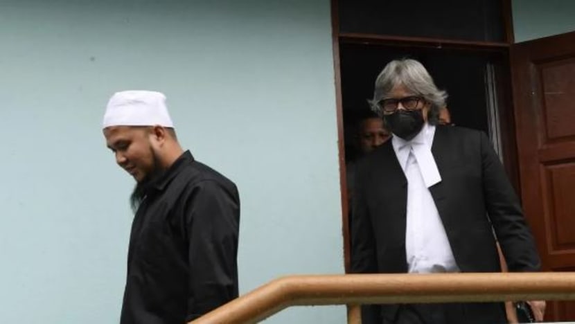 Perbicaraan kes gangguan seksual pendakwah M'sia Ebit Lew ditangguh sehingga Mei