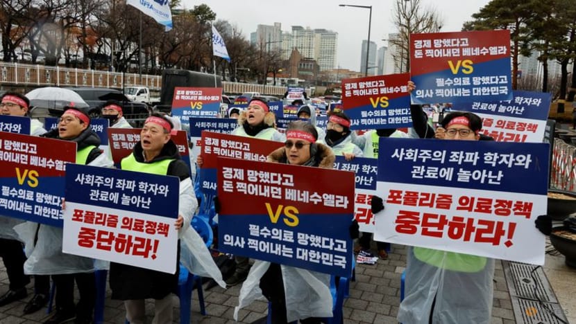 CNA Explains: Why thousands of doctors in South Korea are striking - and defying deadlines to return to work CNA Explains: Why thousands of doctors in South Korea are striking - and defying deadlines to return to work