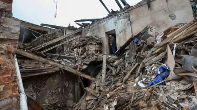 俄军逼近 乌克兰政府强制下令疏散哈尔科夫和另三个地区居民