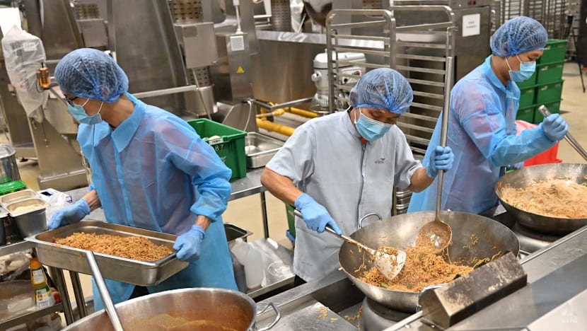 MOE tiada rancangan perkenal model dapur pusat di semua sekolah