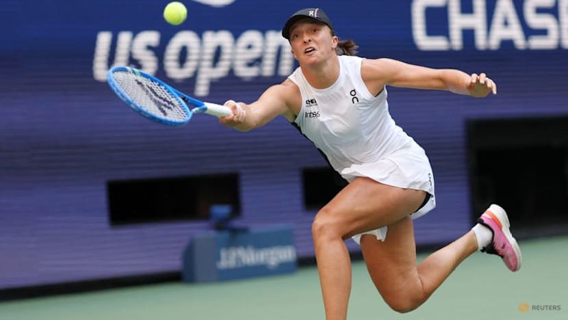 Anisimova moves past Wimbledon agony to upset Swiatek in US Open quarters